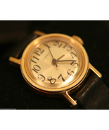 Strong running vintage 1980 Ladies&#39; gold manual-wind, Timex wristwatch - £46.86 GBP