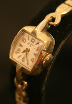 Vintage 1950&#39;s ladies&#39; gold, American-Made, 19J, Elgin dress wristwatch   - £55.82 GBP