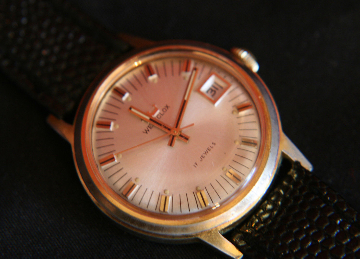 Rare, vintage, men's 17J, manual-wind, calendar Westclock gold dress Wristwatch - £55.37 GBP