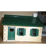HO Trains Plasticville House - $169.76 MXN