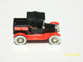Ford 1918 Runabout Delivery Car Bank - $15.00