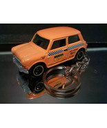 Yellow 1964 Austin Mini Cooper Taxi Cab Key Chain - €13,19 EUR