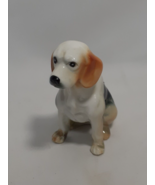 Vintage Beagle Bone China Sitting Figurine Dog 3 1/2&quot; Tall Made in Taiwan - $12.22