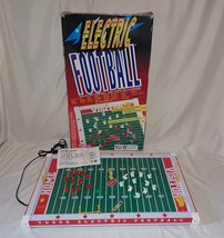 Tudor Electric Football Game #6071 Miggle 1997 [WORKS] - $40.00