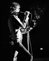 The Doors Featuring Val Kilmer 8x10 Photo smoking on stage - £6.38 GBP