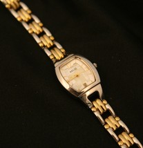 Very nice ladies&#39; fashionable Relic by Fossil gold accented stainless wristwatch - £15.62 GBP