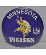 Vintage 70s Minnesota Vikings - MN - 3-1/2&quot; Pinback Pin Button - $272.22 MXN