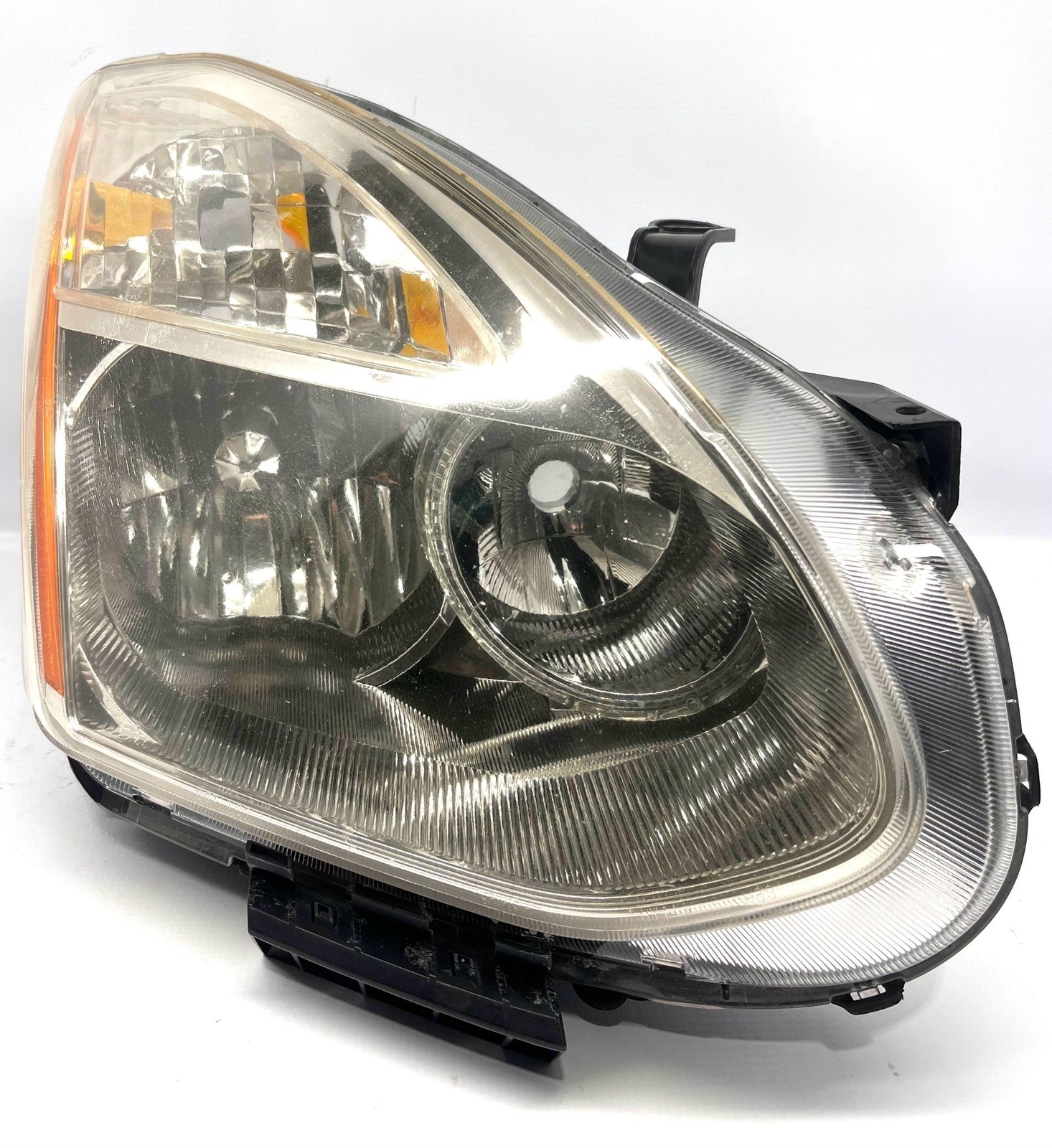 2008-2010 Nissan Rogue Right Side Passenger Halogen Headlight Lamp Scrat... - $79.15