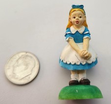 Walt Disney Alice In Wonderland Miniature Figure 1 1/2 Inches Tall Resin/PVC - £15.79 GBP