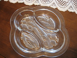 Pressed Glass-Relish Dish-Divided-3 Sections-Frosted Vegetable Design-USA - £10.97 GBP