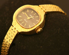 An item in the Jewelry & Watches category:  Ladies' vintage, 17J Swiss Wittnauer Geneve gold bracelet dress wristwatch