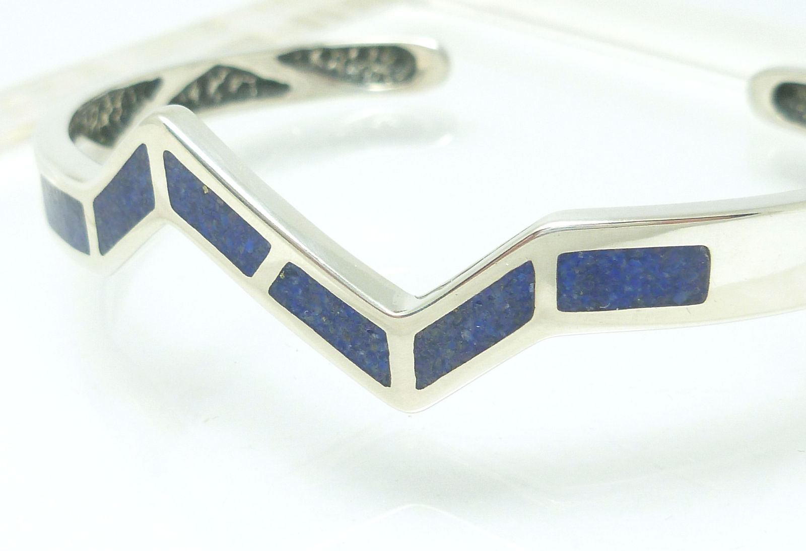 Sterling Southwestern Zig-Zag Lapis Lazuli Chip Inlay Cuff Bracelet Small  - £47.02 GBP