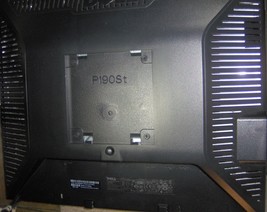 DELL P190St 19&quot; LCD computer Professional panel monitor screen display 1... - $50.56