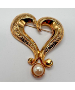 Avon Bold Heart Pin Brooch Gold Tone Faux Pearl Vintage 90s Original Box - £15.63 GBP