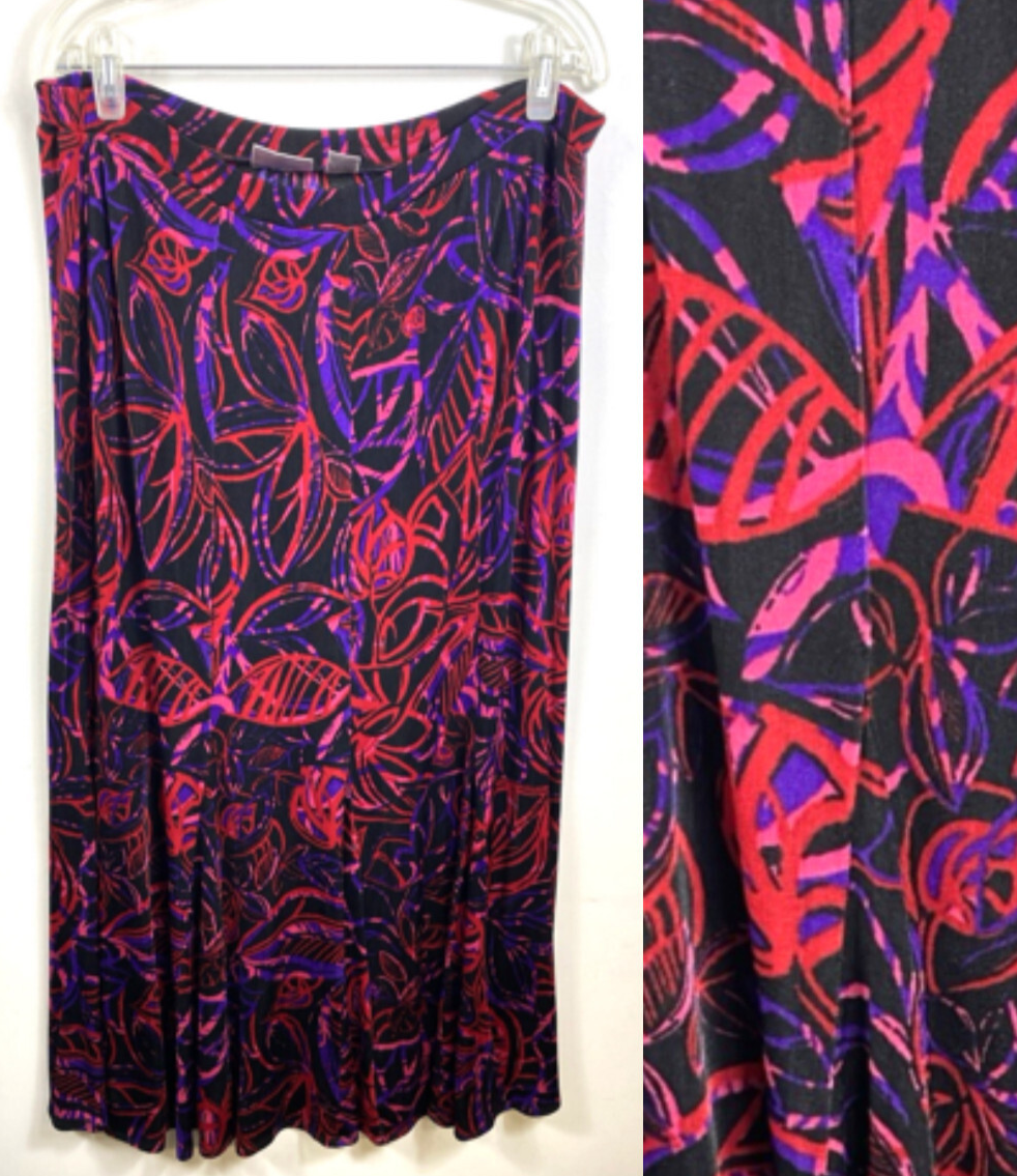 Chicos Travelers Skirt Size 1 / Medium Slinky Travel Knit Black Purple A... - $37.60