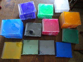CD-DVD Jewel Cases 109 Cases - Assorted Colors - £39.97 GBP