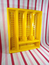 Awesome 1970&#39;s MoD Yellow 5 Section Cut Out Plastic Flatware Silverware Tray - £9.59 GBP