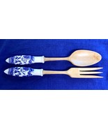 Vintage Salad Set Fork &amp; Spoon Wood &amp; Ceramic Handle Blue Willow Design - $16.13 CAD