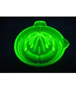 Green Depression Glass Reamer Uranium Vaseline Citrus Squeezer Lemon Jui... - $14.80