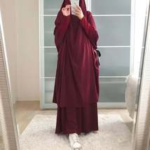 Casual Muslim women&#39;s clothing in Dubai for Eid, featuring Jilbab, Abaya, and Ra - £46.08 GBP
