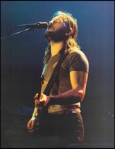 Pink Floyd David Gilmour onstage Fender Stratocaster guitar 8 x 11 pin-up photo - £3.62 GBP