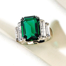 Smithsonian Cartier Emperor Maximilian Emerald Crystal Ring Sizes 5, 6, 7, 8, 9 - £35.96 GBP