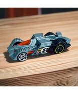 Hot Wheels Epic Fast  Blue #8 Diecast Race Car 2014 CFH02 L11 - $6.67 CAD