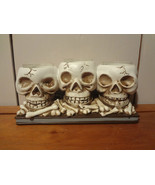 Skull Trio Tea Light Holder - £9.67 GBP