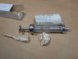 NOS Vintage Russian USSR Medical Hypodermic Glass Syringe 2 ml + Needle ... - £5.44 GBP