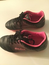 Brava cleats Size 4D soccer stripes black pink shoes sports athletic girls - £18.09 GBP
