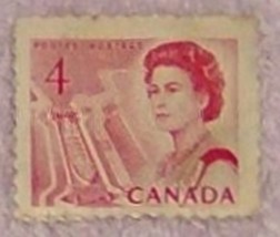 4 Cent 1967 Canada Canadian Centennial Stamp Queen Elizabeth - £1.60 GBP