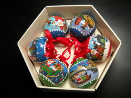 Pottery Barn Christmas Ornament Set of Six Santa Around The World Paper Ribbons - £10.44 GBP