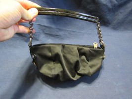 Simply Vera By Vera Wang Cloth Material Chain Link Strap Clutch Hand Bag - $9.99