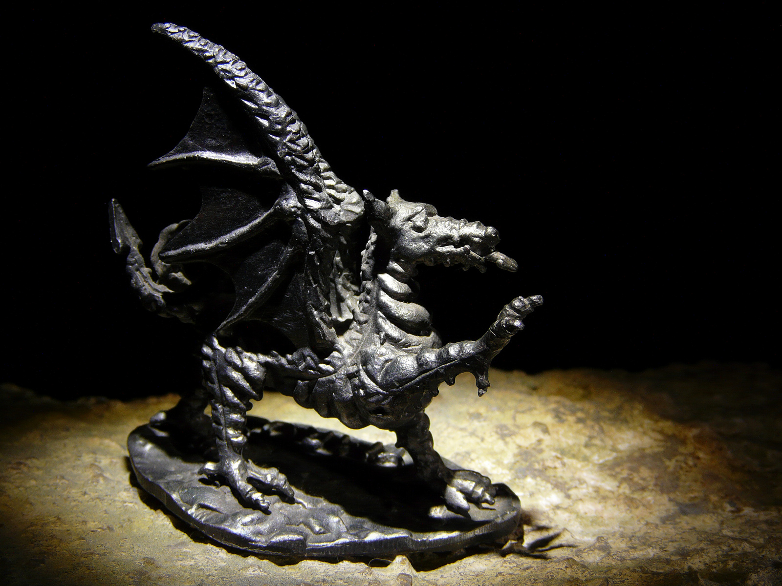 GRIFFIN GRYPHON The KING of ALL CREATURES Antique Altar Statuette izida ... - $343.00