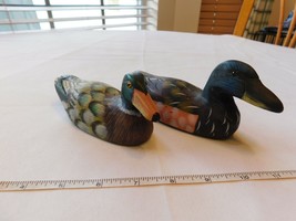 Set of 2 Wooden Mallard Duck Figurine Decoy glass eyes collectable Pre-owned - £20.23 GBP