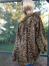 Chic And Elegant Faux/Cheetah Fur Coat Size: Medium ~ Vegan Friendly ~ Euc - £54.34 GBP