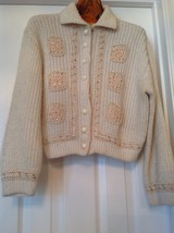 Women LOVelY Embellished White Hand Made Knit Sweater Size: Petite ~ Exc... - $799.53 MXN