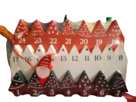 Wooden Holiday Christmas Countdown Advent Calendar - New - Gnome - £19.65 GBP