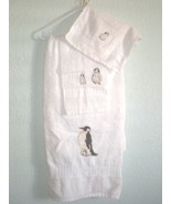 NeW !!!  OOAK 3 piece Bathroon Set, Bath and Hand Towel Washcloth penguins - $15.99