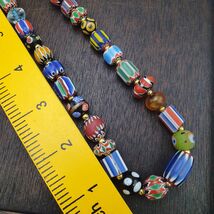 Cuentas Chevron multicolores vintage estilo veneciano africano cuentas h... - $43.60