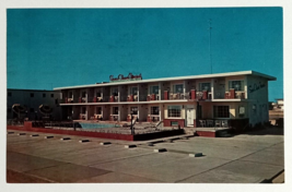 Sea Chest Motel Swimming Pool Wildwood New Jersey NJ Advertising Postcard c1960s - £10.21 GBP