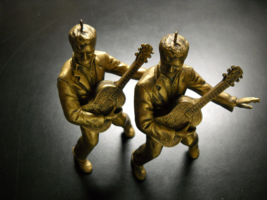Elvis Presley Christmas Ornaments Bronze Color Resin Set of Two Five Inch Tall - £7.16 GBP