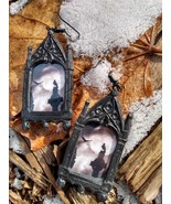 Gothic Raven and Tombstone Earrings - Gothic Jewelry for the Dark Souls - €13,80 EUR