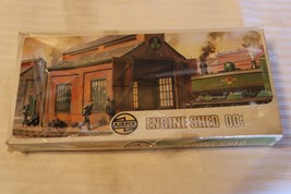 OO Scale, Airfix, Engine Shed  Kit #208 BNOS Vintage RARE Sealed Box - £39.50 GBP
