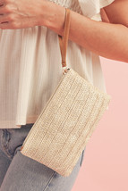 Oatmeal Straw Woven Wrist Strap Zipper Large Wallet - $127.20 MXN