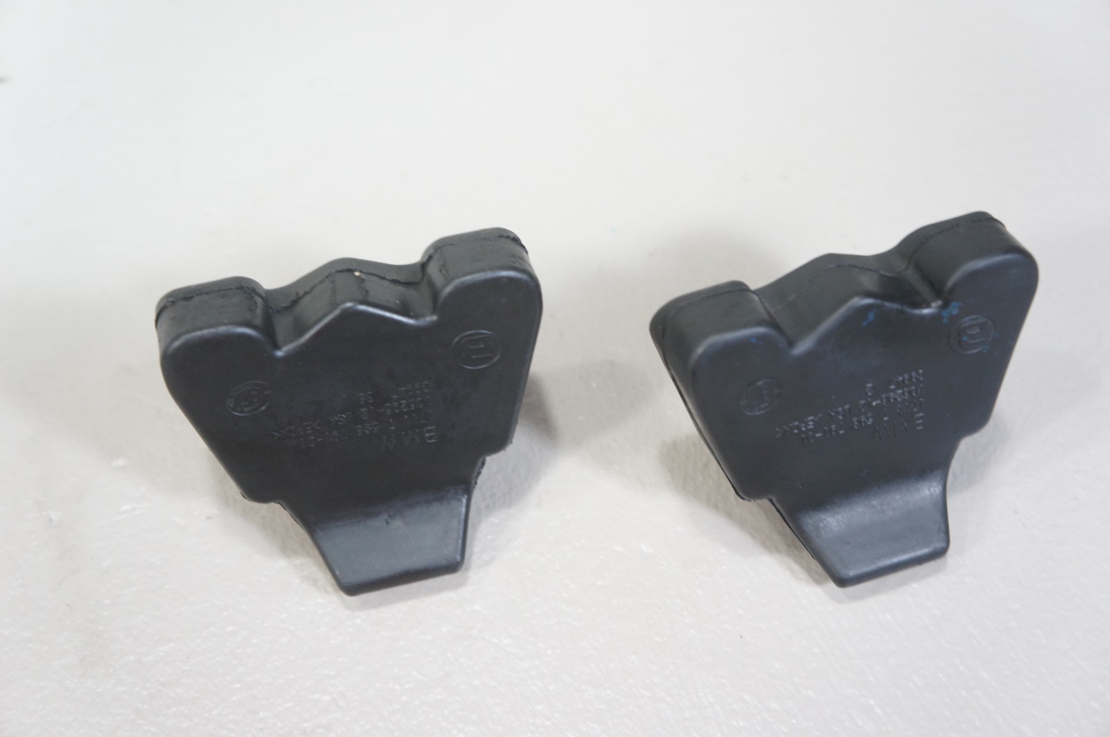 2011-2017 bmw x3 x4 x5 f25 f26 radiator rubber mount pad bushing pair 2 oem Item image 10