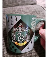 Harry Potter World Slytherin Hogwarts House Crest Ceramic Coffee Mug 14 Oz - £10.14 GBP