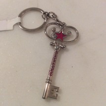 HEART SKELETON KEY KEYCHAIN NWT - $6.99