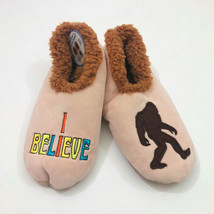 Snoozies Women&#39;s Tan &quot;I Believe&quot; Big Foot Non-skid Slippers Med 7/8 - $12.86