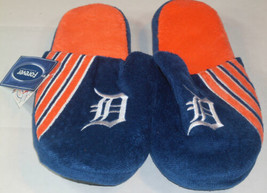 MLB Detroit Tigers Stripe Logo Dot Sole Slippers Size M by FOCO - £19.63 GBP